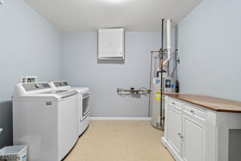 1 Wimbledon Drive 3 Vernon NJ 07462