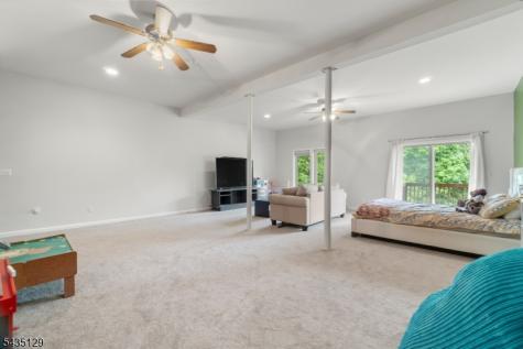 1 Wimbledon Drive 3 Vernon NJ 07462