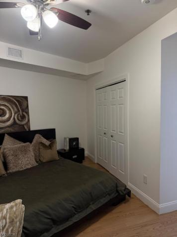 15 Tichenor Lane Newark NJ 07114