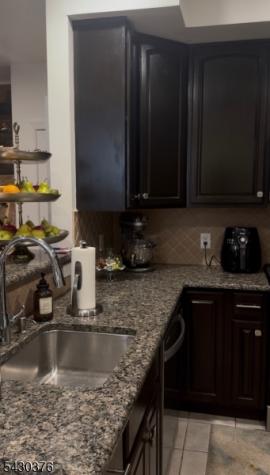 15 Tichenor Lane Newark NJ 07114
