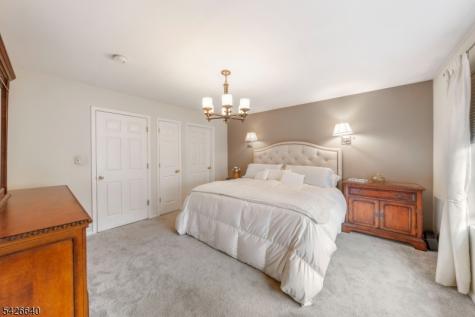 38 Angela Way Berkeley Heights NJ 07922