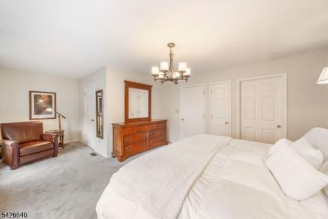 38 Angela Way Berkeley Heights NJ 07922