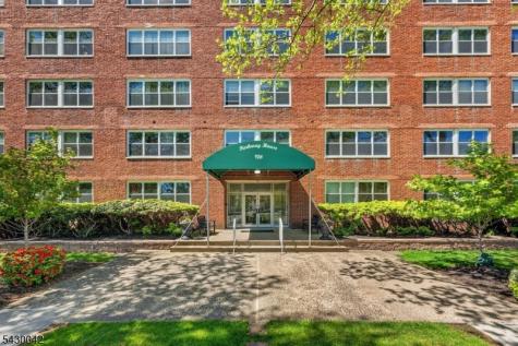 926 Bloomfield Avenue Glen Ridge Boro NJ 07028