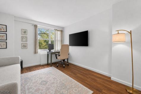 926 Bloomfield Avenue Glen Ridge Boro NJ 07028