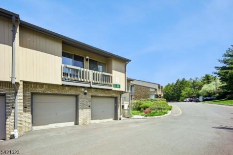 16 Hart Drive West Orange NJ 07052