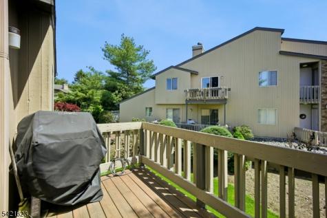 16 Hart Drive West Orange NJ 07052