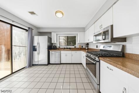 7 Flintlock Terrace Rockaway NJ 07866