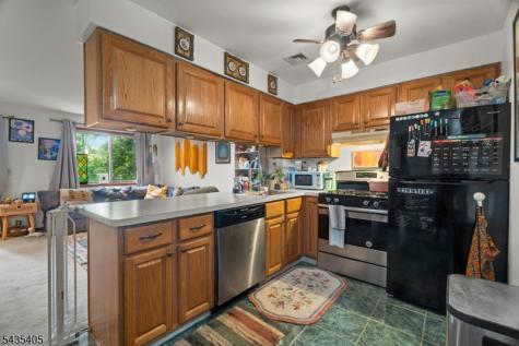 3 Port Royal Drive 3 Vernon NJ 07462