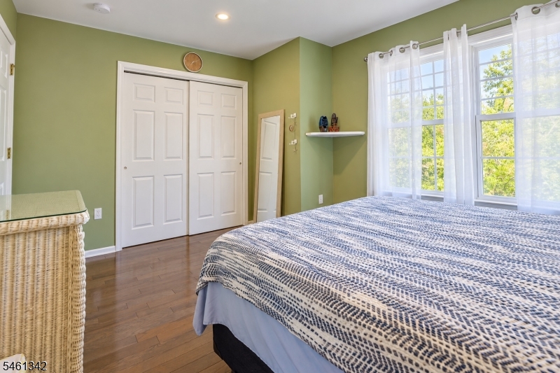 601 Tulsa Court Independence NJ 07840