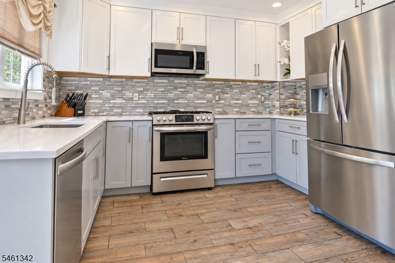 601 Tulsa Court Independence NJ 07840