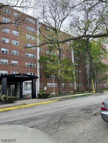 39 E 39th Street Paterson NJ 07514