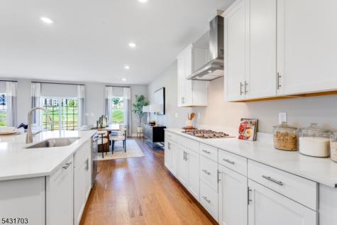 4 Biltmore Avenue East Hanover NJ 07031