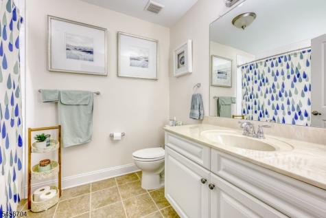 1202 Whitney Lane Allendale NJ 07401