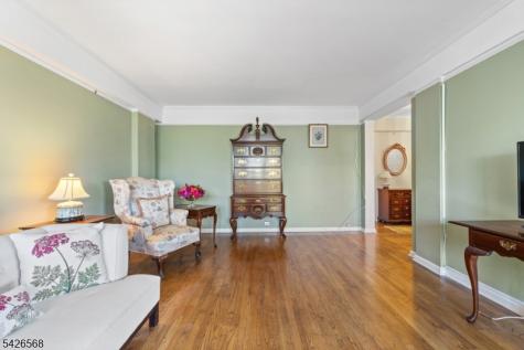 10 Crestmont Road Montclair NJ 07042