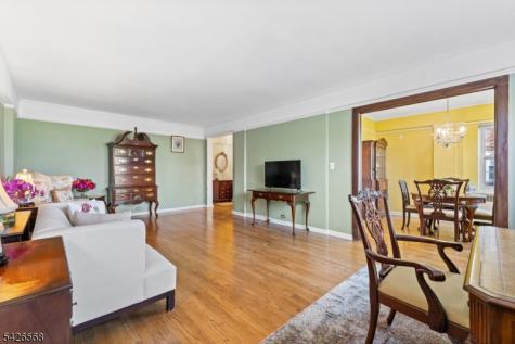 10 Crestmont Road Montclair NJ 07042