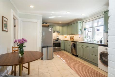 41 Montague Place Montclair NJ 07042