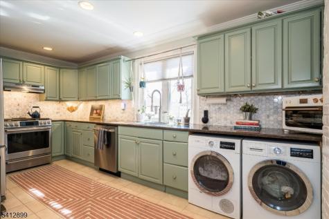 41 Montague Place Montclair NJ 07042