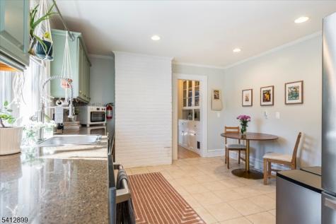41 Montague Place Montclair NJ 07042