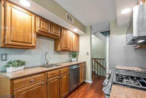 3202 Stowe Lane Mahwah NJ 07430