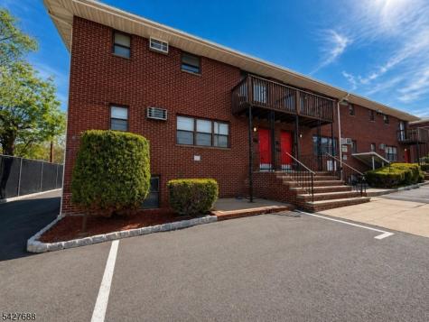 183 Terhune Avenue Lodi NJ 07644