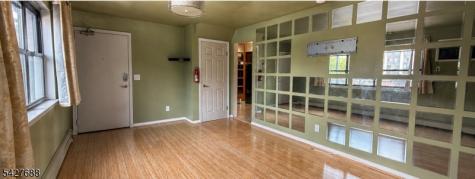 183 Terhune Avenue Lodi NJ 07644