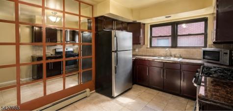 183 Terhune Avenue Lodi NJ 07644