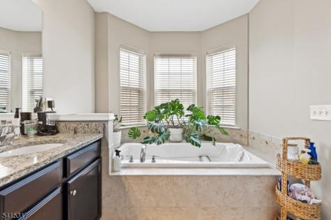 75 Wesmont Drive Wood-ridge NJ 07075