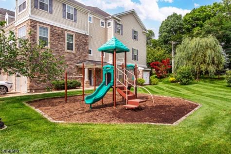 208 Welsh Place Morris Plains NJ 07950
