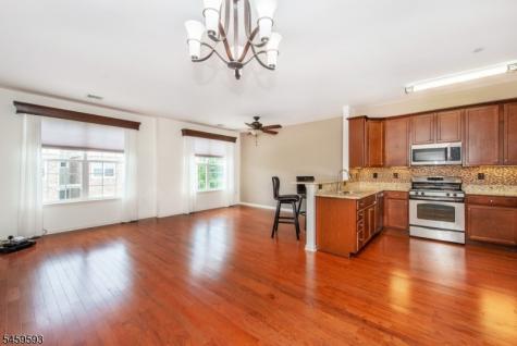 208 Welsh Place Morris Plains NJ 07950