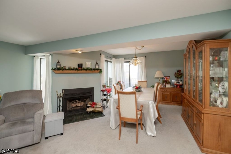 55 Kensington Court Washington NJ 07840