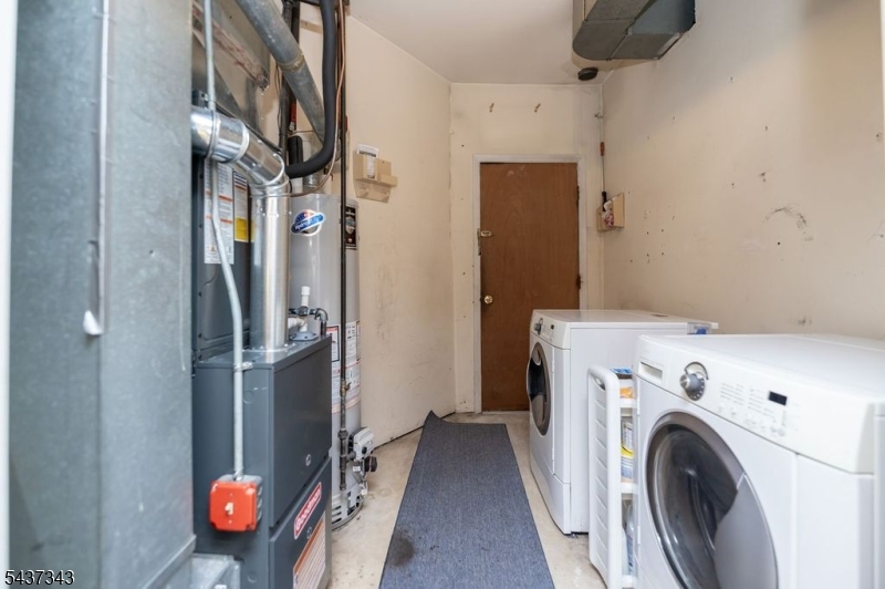 55 Kensington Court Washington NJ 07840