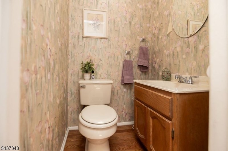 55 Kensington Court Washington NJ 07840