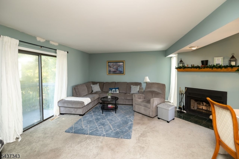 55 Kensington Court Washington NJ 07840