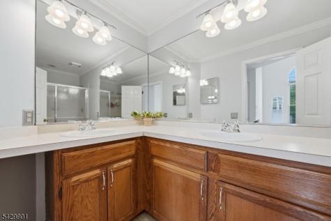 7 Witherspoon Court Morris NJ 07960
