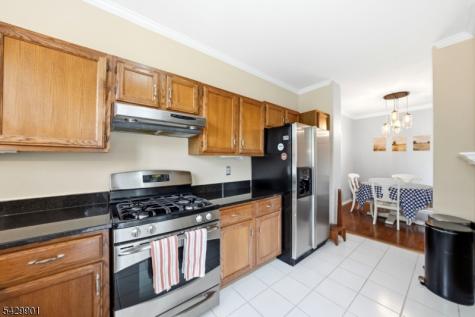 7 Witherspoon Court Morris NJ 07960