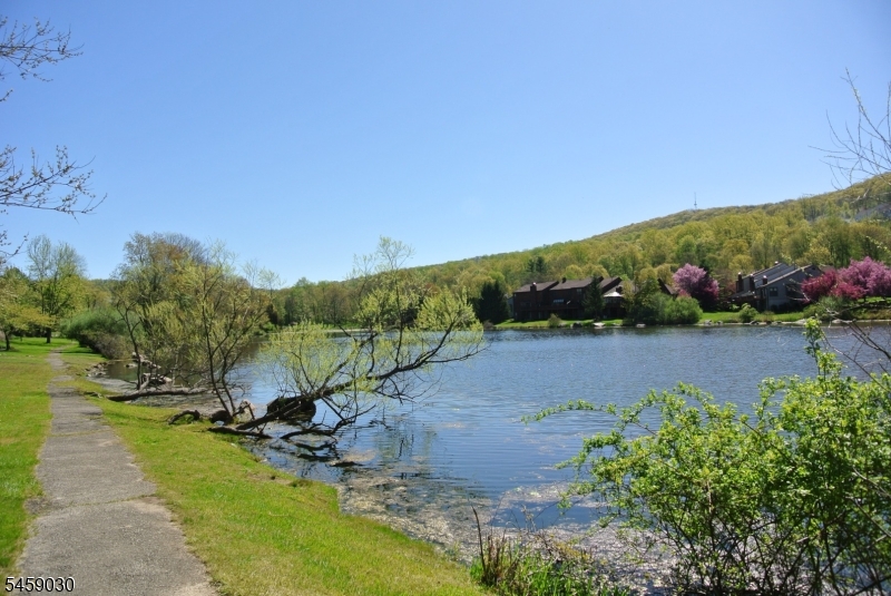 47 Marsh Hawk Allamuchy NJ 07840