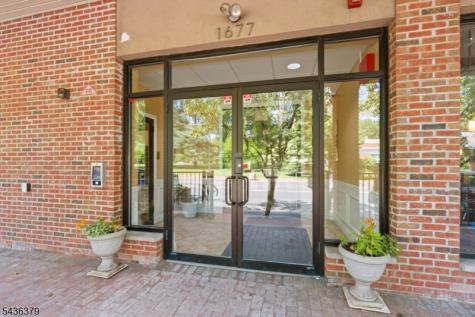 1677 Springfield Ave -15 Maplewood NJ 07040