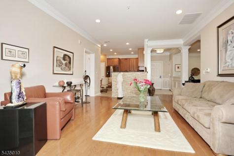 3118 Warrens Way Wanaque NJ 07465