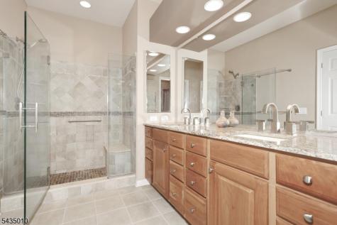 3118 Warrens Way Wanaque NJ 07465