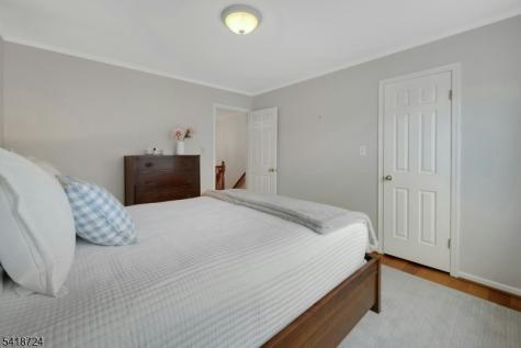 30 Coachlight Drive Chatham NJ 07928