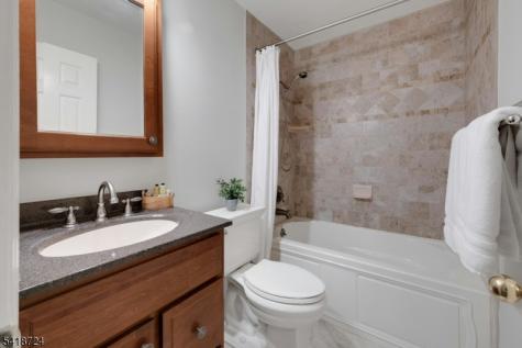 30 Coachlight Drive Chatham NJ 07928