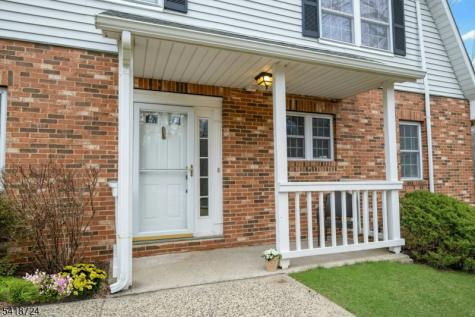 30 Coachlight Drive Chatham NJ 07928