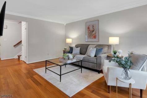 30 Coachlight Drive Chatham NJ 07928
