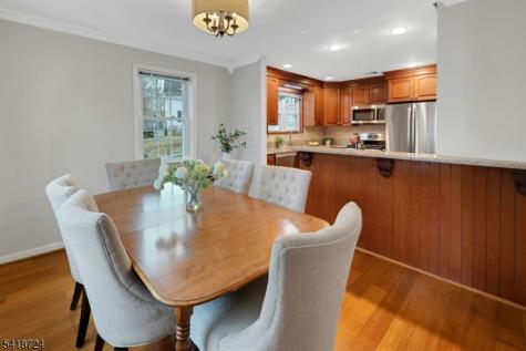 30 Coachlight Drive Chatham NJ 07928