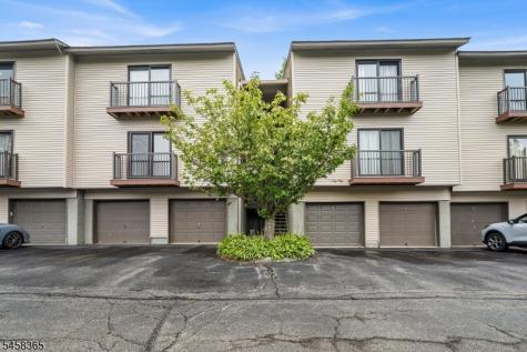 209 Spruce Hills Drive Glen Gardner NJ 08826