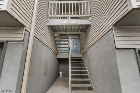 209 Spruce Hills Drive Glen Gardner NJ 08826