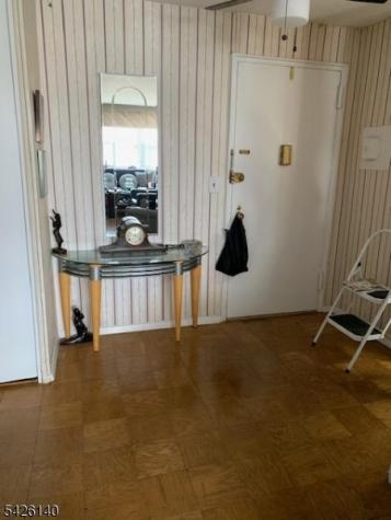 39 E 39th Street Paterson NJ 07514