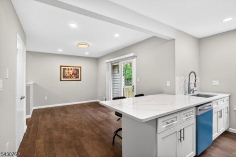 61 Freemont Court Franklin NJ 08873