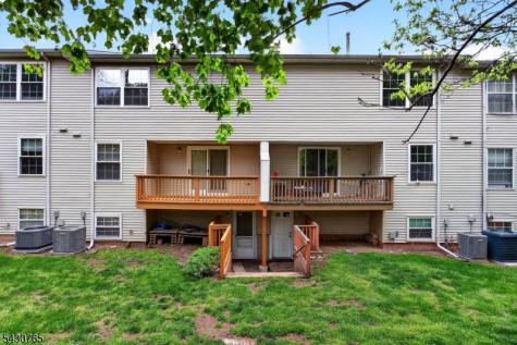 61 Freemont Court Franklin NJ 08873