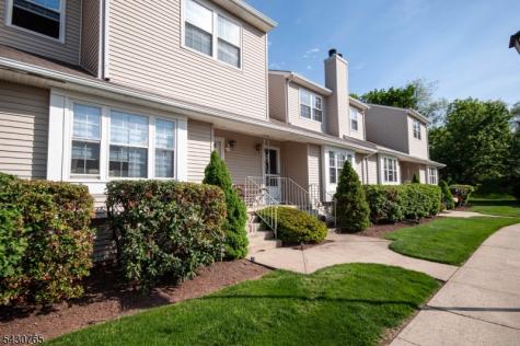 61 Freemont Court Franklin NJ 08873